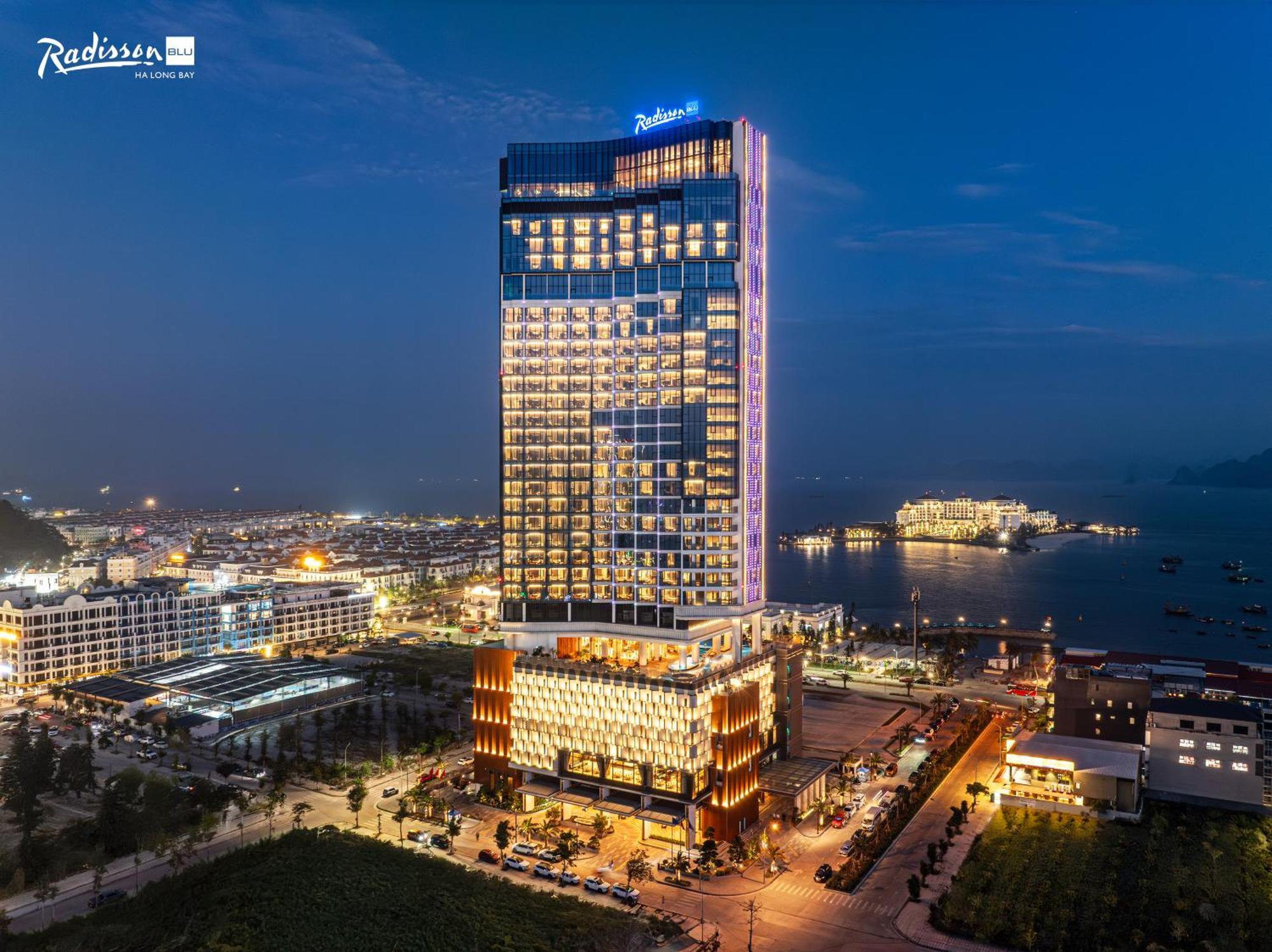 מלון Radisson Blu Ha Long Bay מראה חיצוני תמונה