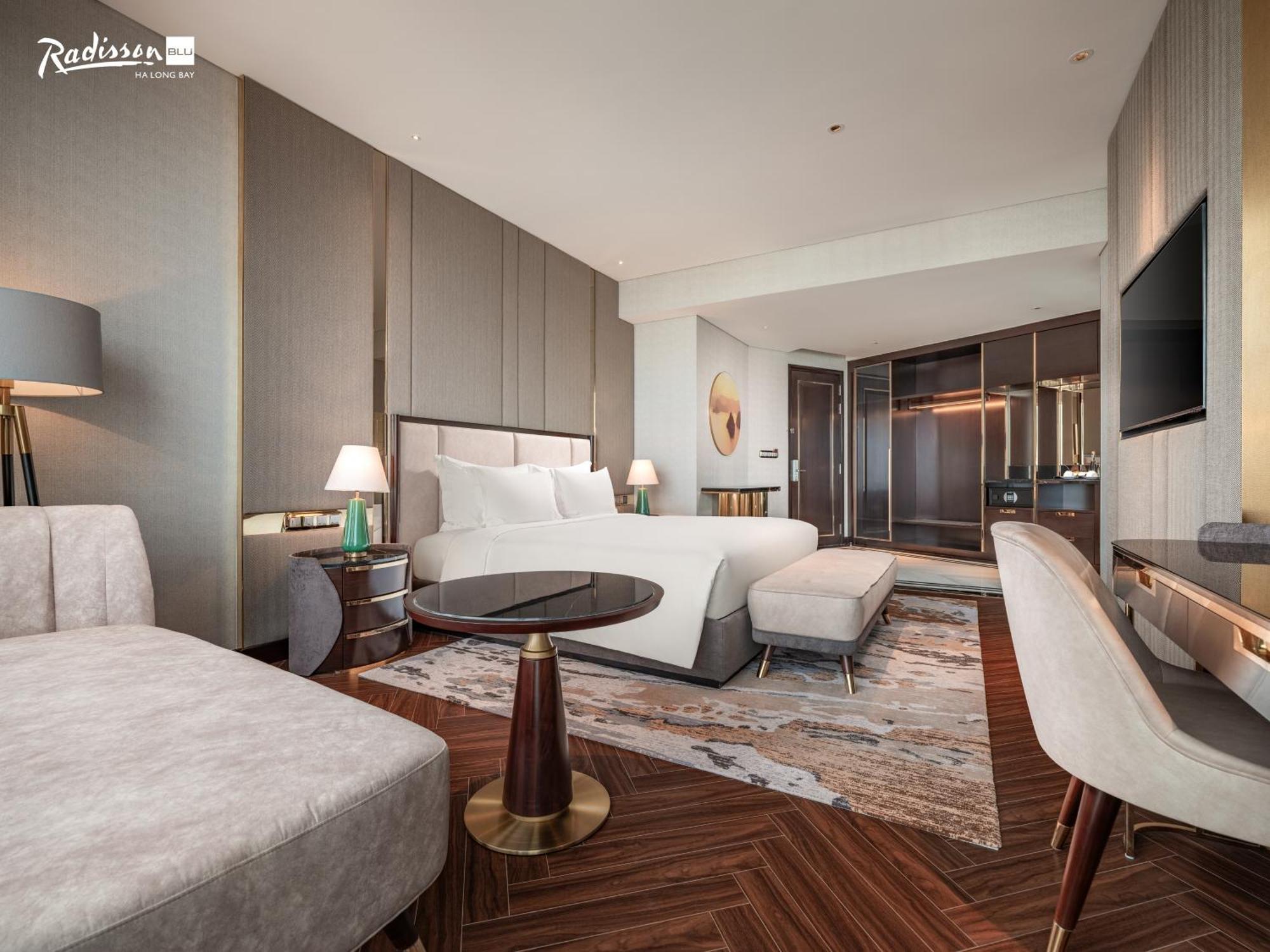 מלון Radisson Blu Ha Long Bay מראה חיצוני תמונה